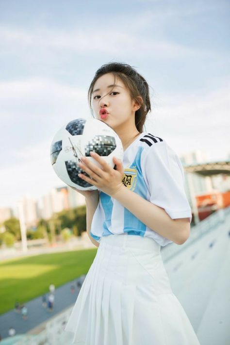 漂亮的女老板国产三级